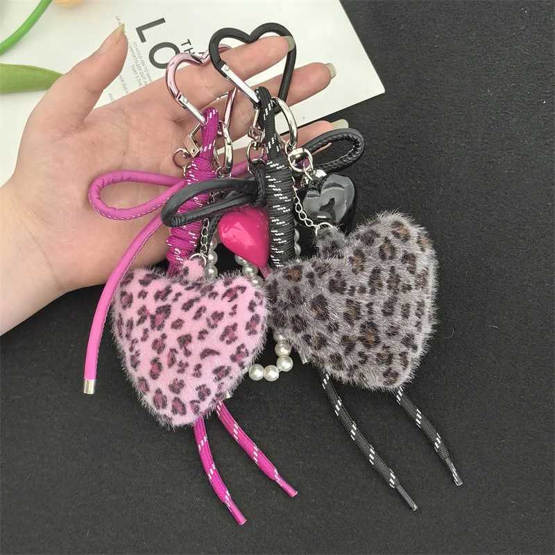 New leopard print plush love bag pendant with high-end feel woven rope furry ball keychain pendant small giftT251127