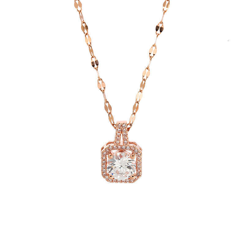 Long style personalized for women, Korean version, internet famous collarbone chain, 2025 new trend, simple and versatile zircon pendant necklace