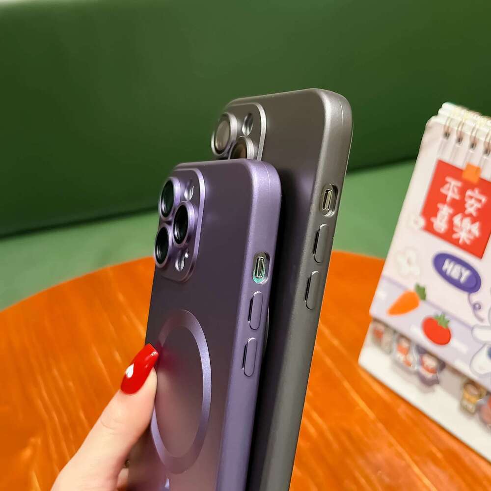 Magnetic Case For iPhone 16 13 12 11 14 15 Pro Max Matte Shockproof Cover Wireless Charge Phone Accessories
