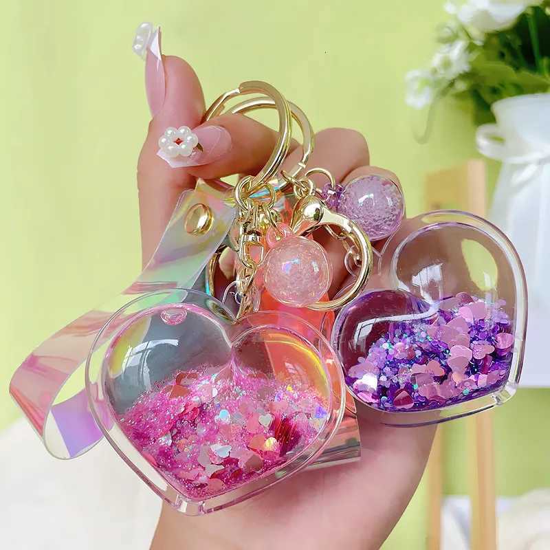 Creative Oil Quicksand Heart Keychain Fashion Trendy Bag Small Pendant Exquisite Cute CoupleT251127