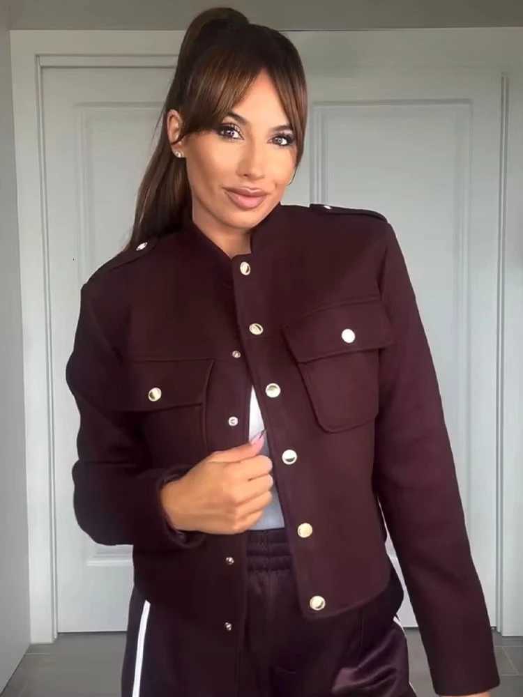 Womens Retro Wine Red Cropped Jacket Stand Collar Long Sleeve Buttoned Epaulettes Patch Pocket Coat Fall Winter New JacketXJ251127