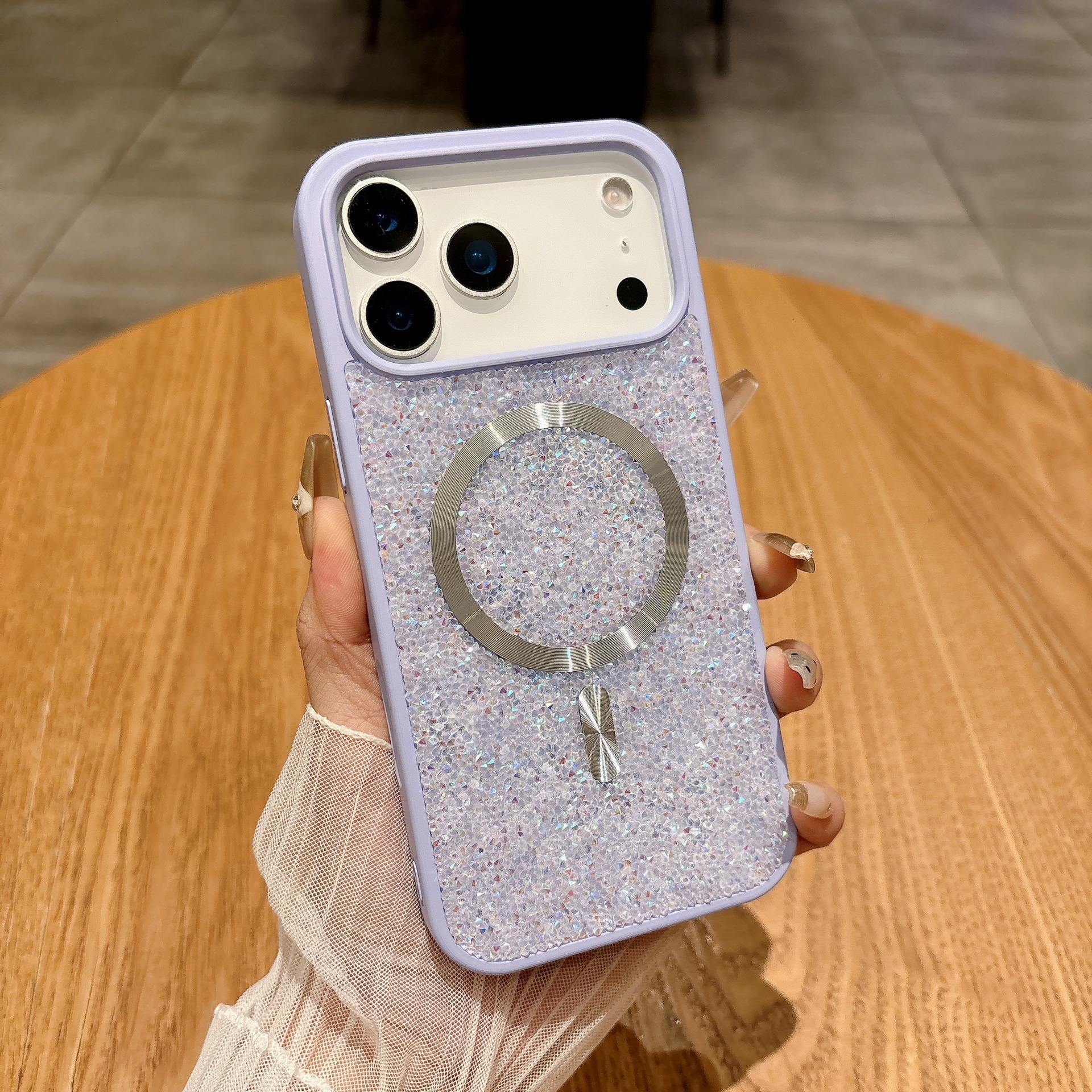 Luxurious Glitter Diamond Magnetic iPhone 17 Pro Max Case Compatible with Apple 16 Pro High-end Feel 15/14 Hard