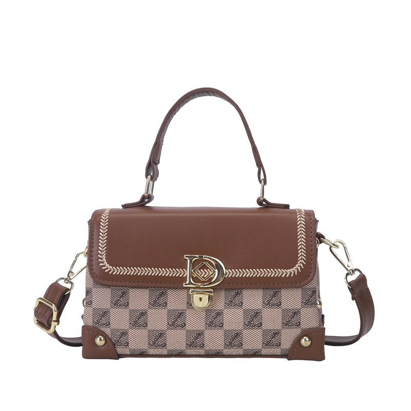 hot free shipping designer shoulder bags Fashionable Versatile Bag for woman brown vintage Thread Sequined packet