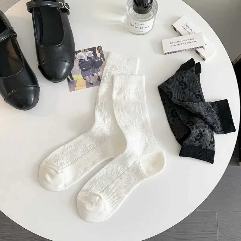 Trendy Womens Mid length Socks Double Needle Thin Spring/Summer Breathable Short Socks Korean Edition Base Long Socks J251128