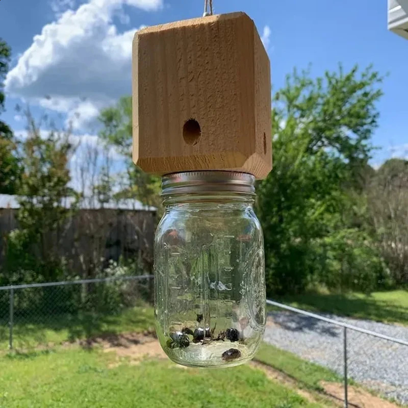 Carpenter Bee Trap - Five story roof style natural hanging carpenter bee trap - insect trap with detachable safe 250425