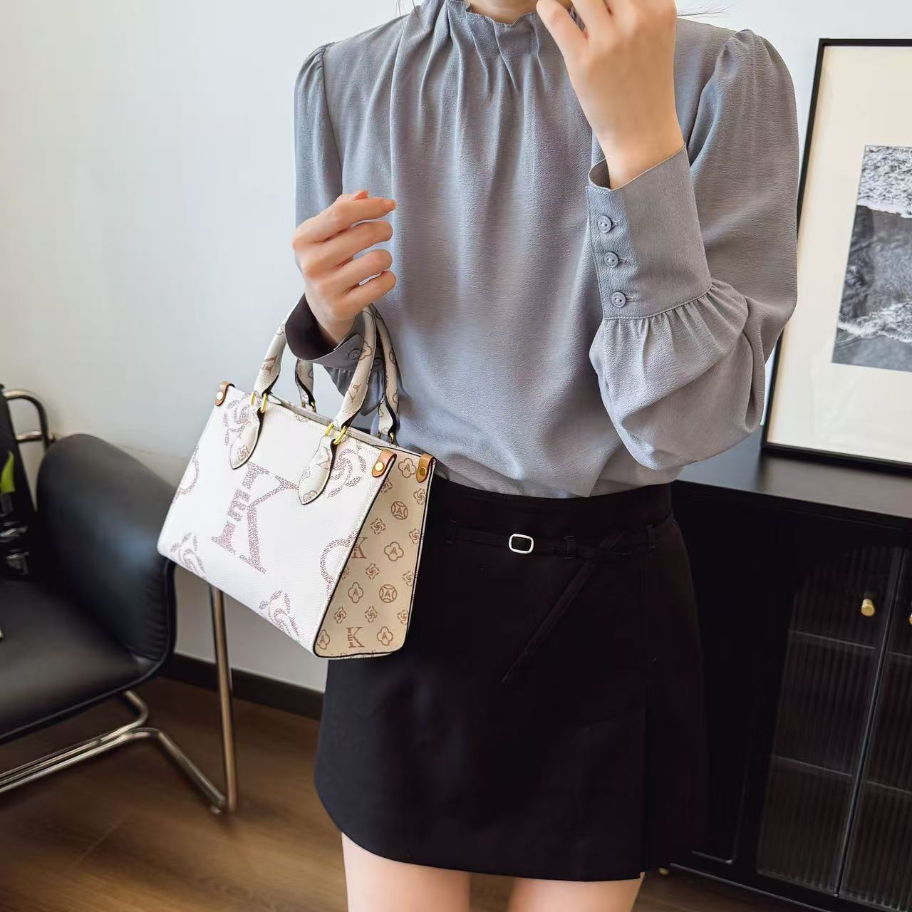 2025 New Minimalist Designer-inspired Printed Square Crossbody Bag for Women - Versatile Casual Shoulder Handbag (Free Shipping)