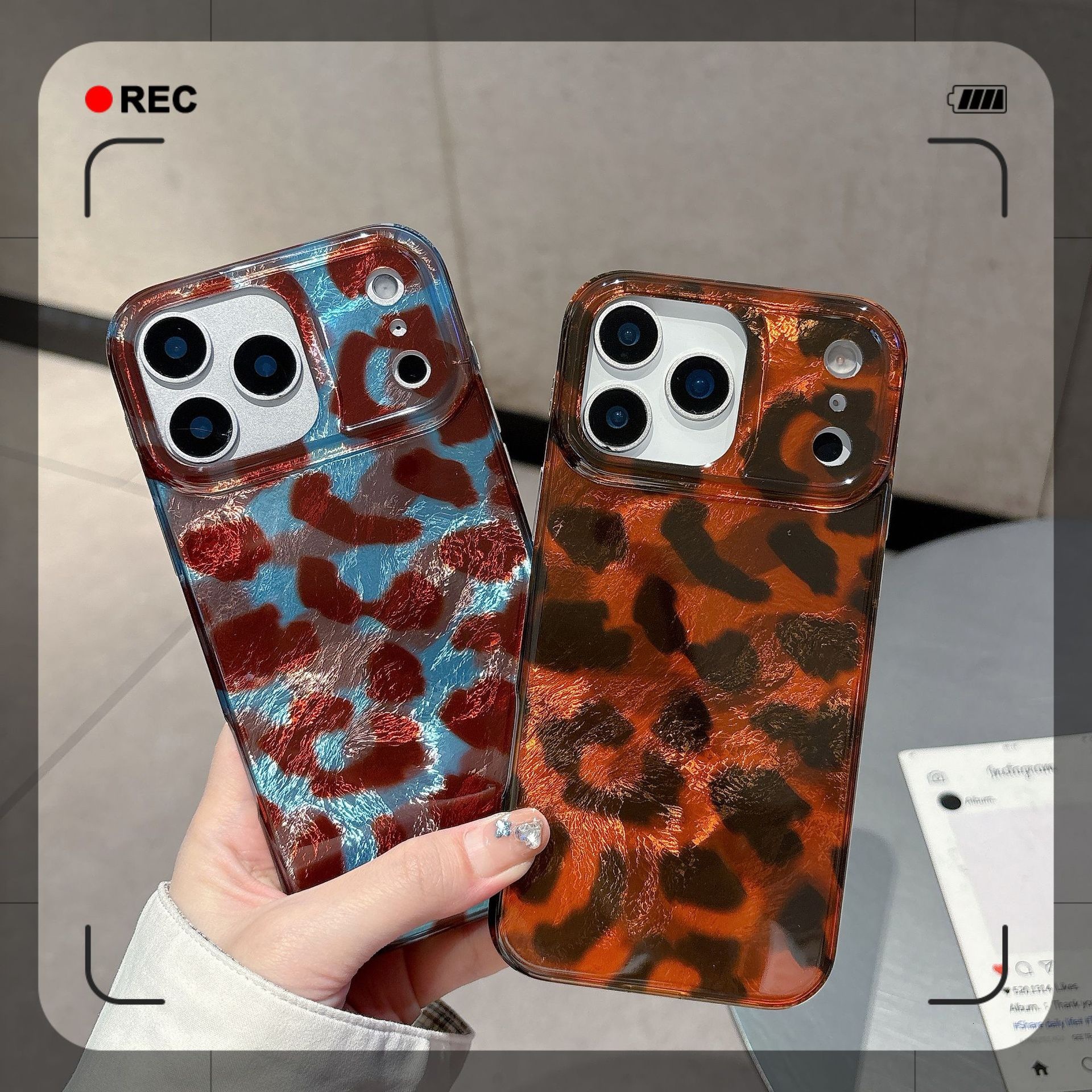 Retro Blue Brown Leopard Print Phone Case iPhone 17 Pro Max Suitable for Apple 16/15 Pro All-Inclusive Double-Layer Hard Protective Case