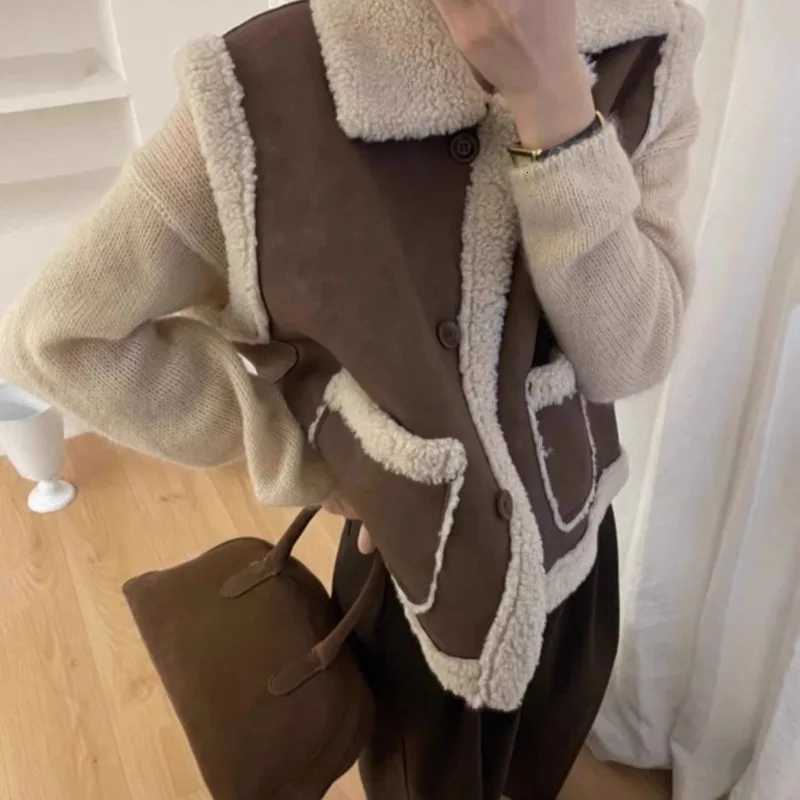 Winter Casual Wear Womens Korean Velvet Suede Sleeveless Vest with Sheepskin Fur Thickened Lapel Collar Outerwear for FallT251128