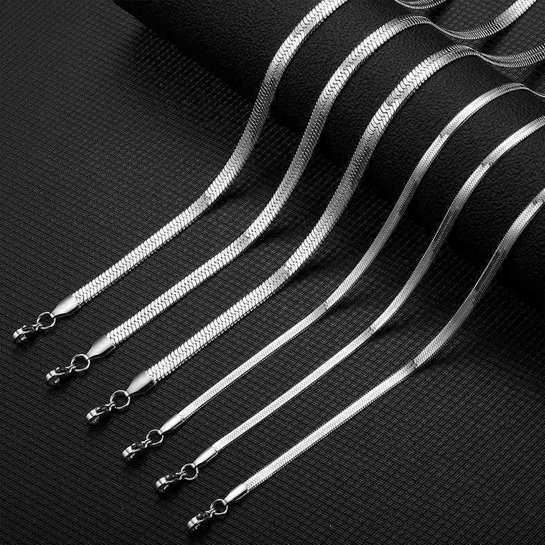 European and American titanium steel blade chain, flat snake bone chain, hip-hop stainless steel men's necklace, collarbone chain, accessory chai