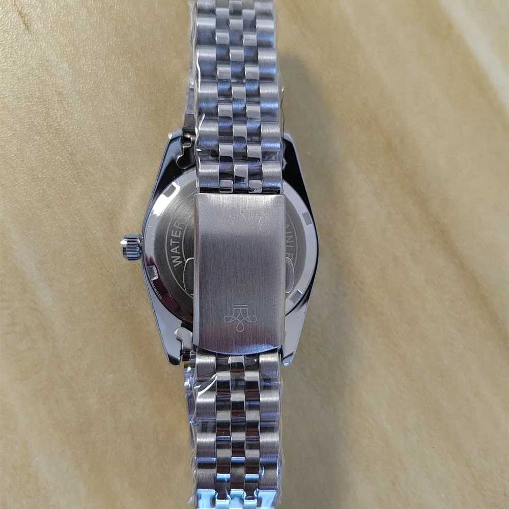 LGXIGE Crystal Wen Bracelet Watches Top Brand Fashion Diamond Ladies Quartz Watch Steel Fem Wristwatch Montre Femme Relogio X251128