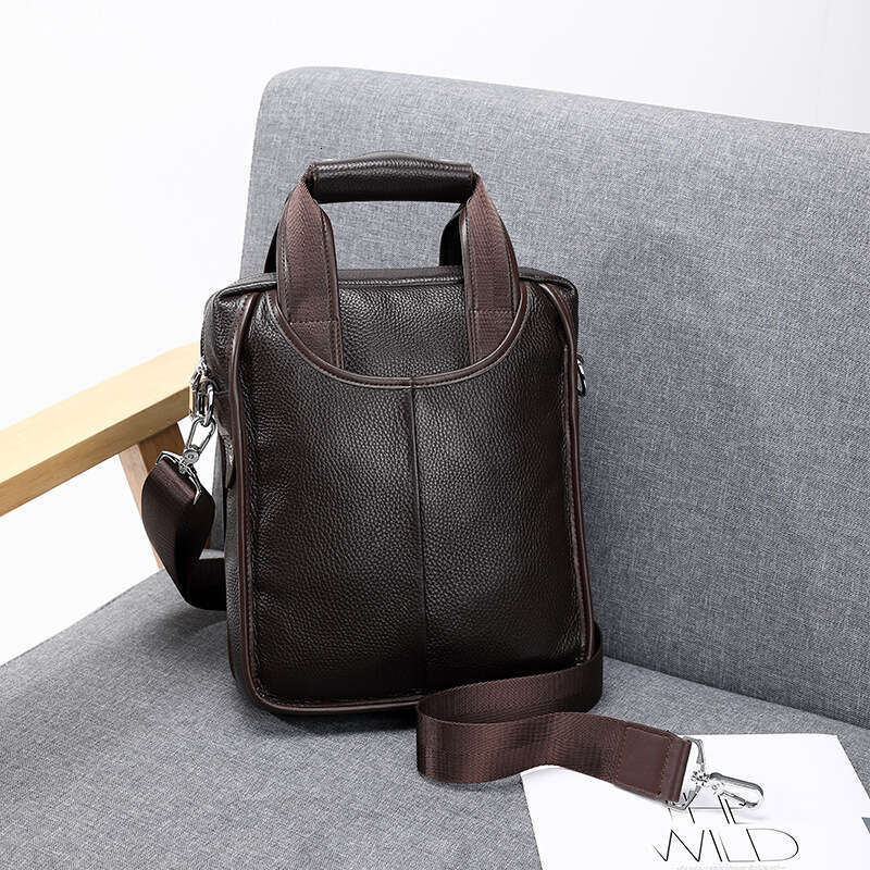 Luxury Bags Designer Niche Shoulder Bags Men's Leather Top Handle Bags Business Cross Body Bag Upright Cowhide Bulk Bag Gift Totes