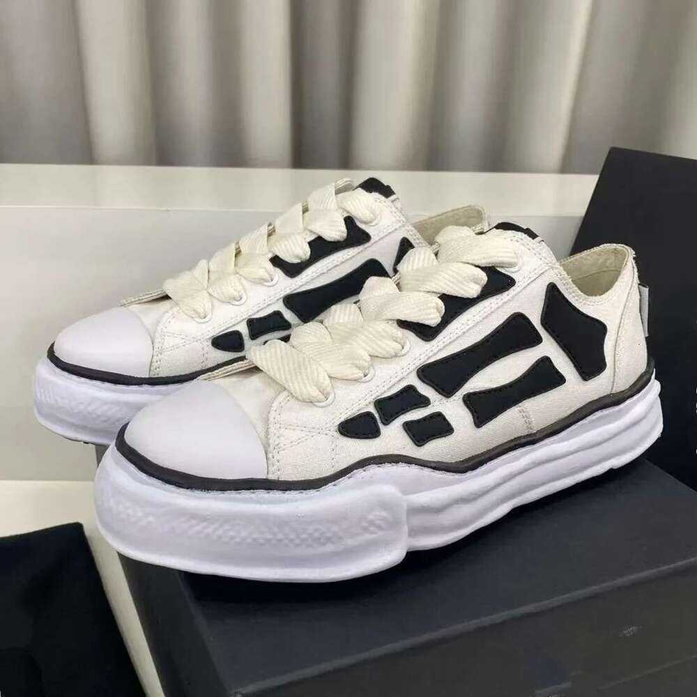 Bone 2025 canvas color blocked sports men's casual couple style thick soled board shoes women's spring new trend