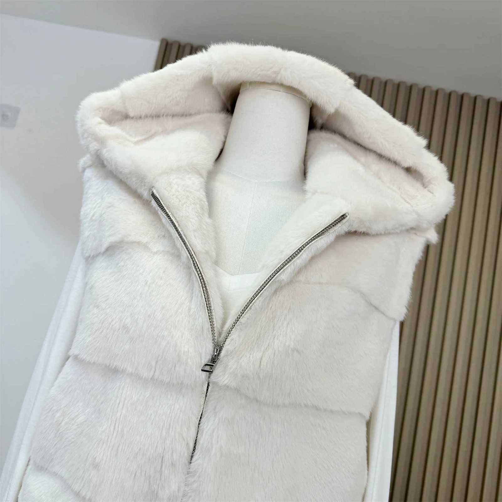 Womens Chic Hooded Faux Mink Hair Zipper Vest Coat Lady Autumn Winter Solid Color Sleeveless Faux Fur Warm Vest Outwear TopT251128