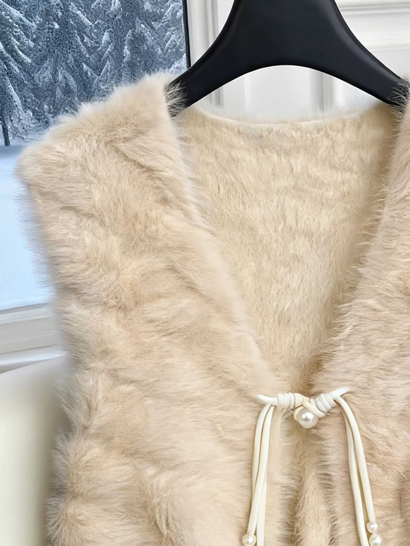 Fuzzy Knit Front-Tie Sweater Vest Cardigan Sleeveless Vest Versatile Elegant Loose Comfortable New Autumn and Winter StyleT251128