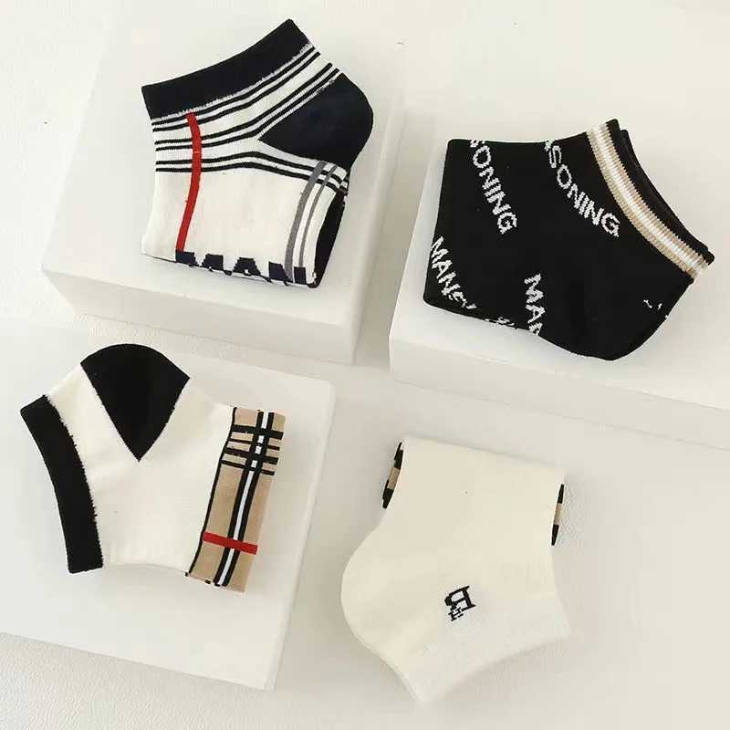 10 Pairs Mens Socks Thin Ins Fashion Cool Deodorant Low Help Mens motion Boat Socks Casual Letter Socks Womens cotton Socks J251128