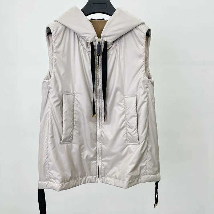 2025 Autumn and Winter New Womens Vest Loose Hooded Commuting Down VestT251128