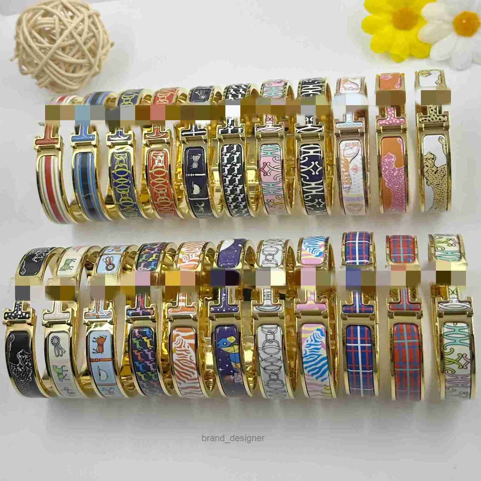 Bangle New Love Home Enamel Letter Fashion and Versatile Animal Pattern Bracelet Free shipping
