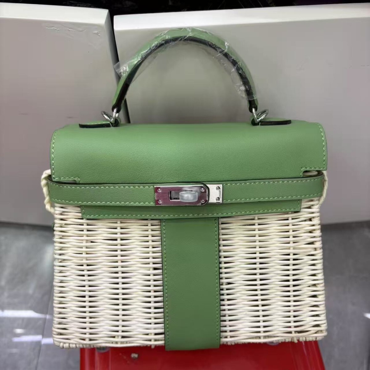Shoulder Bags Designer 2025S high-end bamboo spring and summer travel picnic vacation beach DIY hand woven Kelly crossbody bag shoulder bag