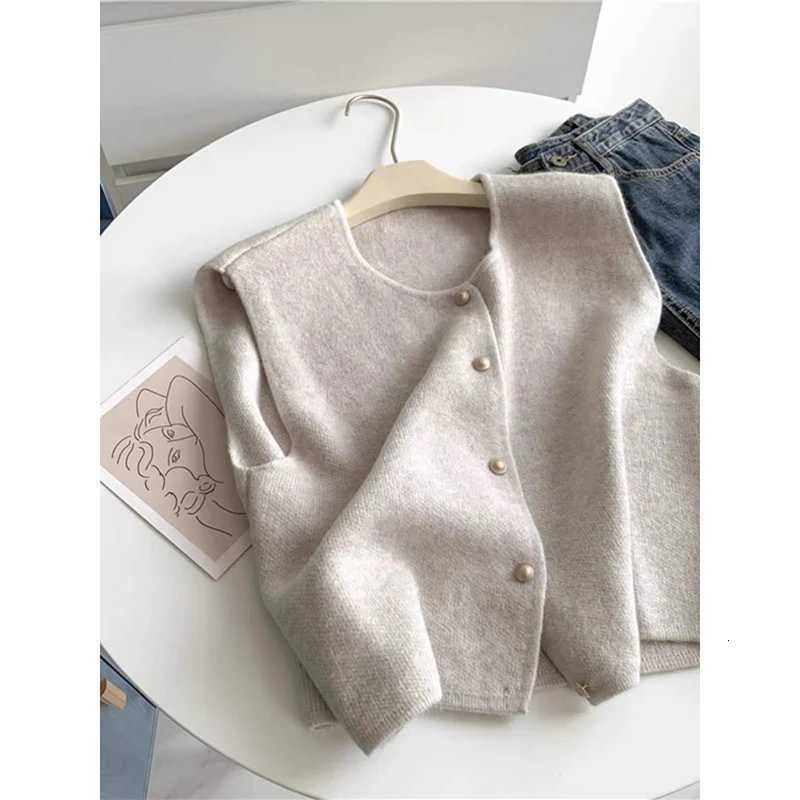 YIBASHU Autumn Women Cardigan Korean Elegant Knitted Sleeveless Female Casual Sweater Tanks Fashion Slim Ladies Casual TopsT251128