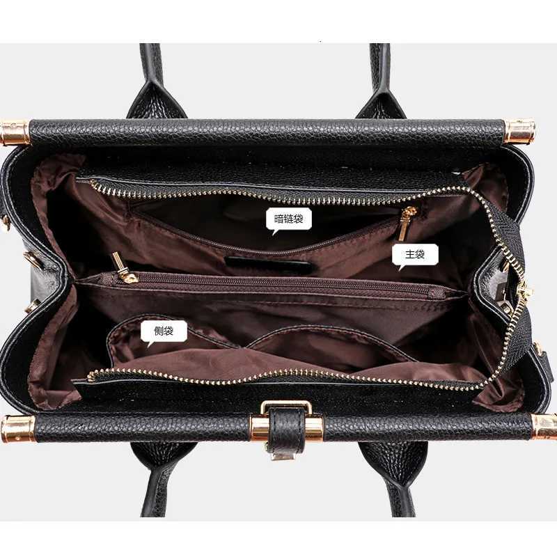 2025 New Fashionable Single Shoulder Crossbody Bag Made of Genuine Leather for Middle aged Mothers Large Capacity Handbag K251128