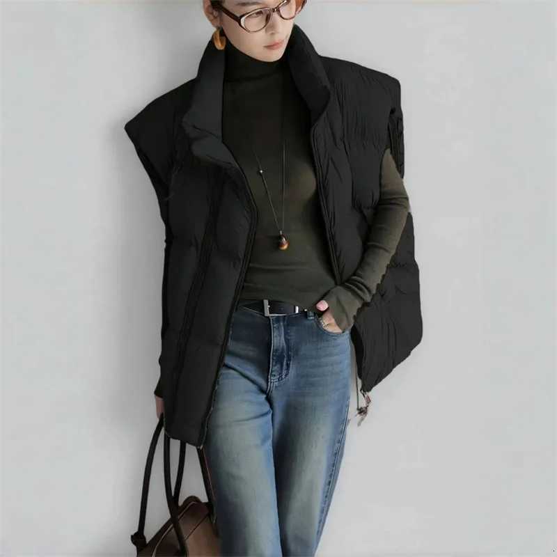 Explosions Down Cotton-Padded Vest Coat Womens Parkas Autumn Winter 2025 New Sleeveless Jacket Ladies Short Waistcoat OuterwearT251128