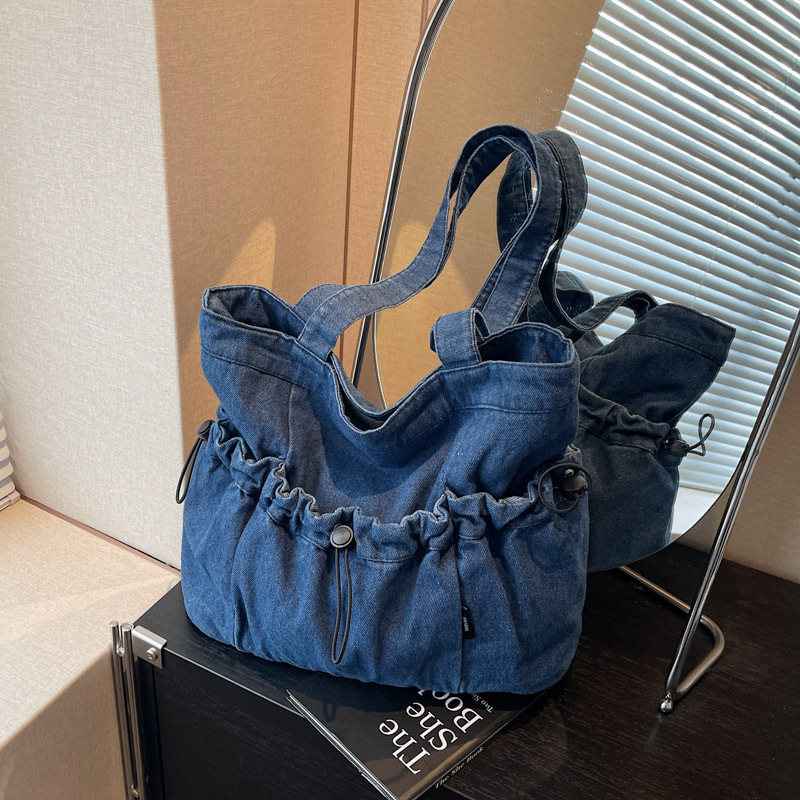 2025 Trendy Extra Large Women's Shoulder Bag - Washable Denim Crossbody Purse for Daily Use, Stylish Casual Tote with Multiple Pockets | Free Shi