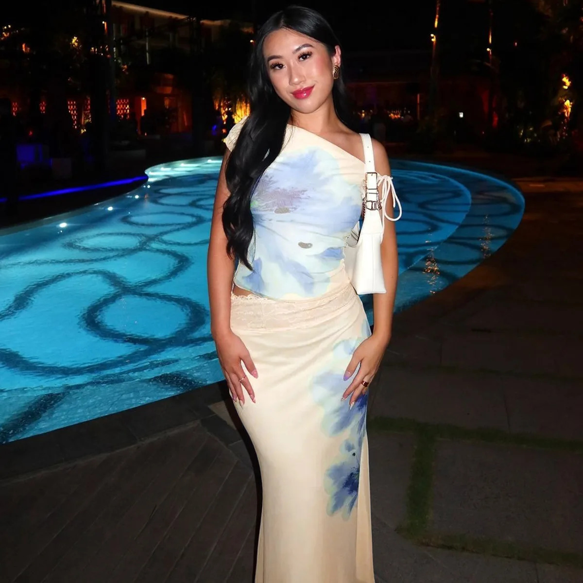 Summer floral print tight fitting 2-piece set for womens single shoulder crop topstretch long sleeved set for womens vacation trend beach set 250423