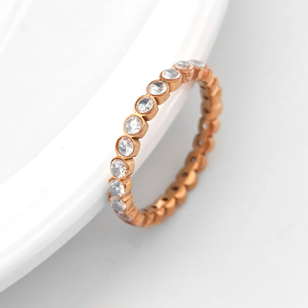 New INS Cool Style Fashionable Zircon Titanium Steel Honeycomb Geometric Ring Jewelry for Women