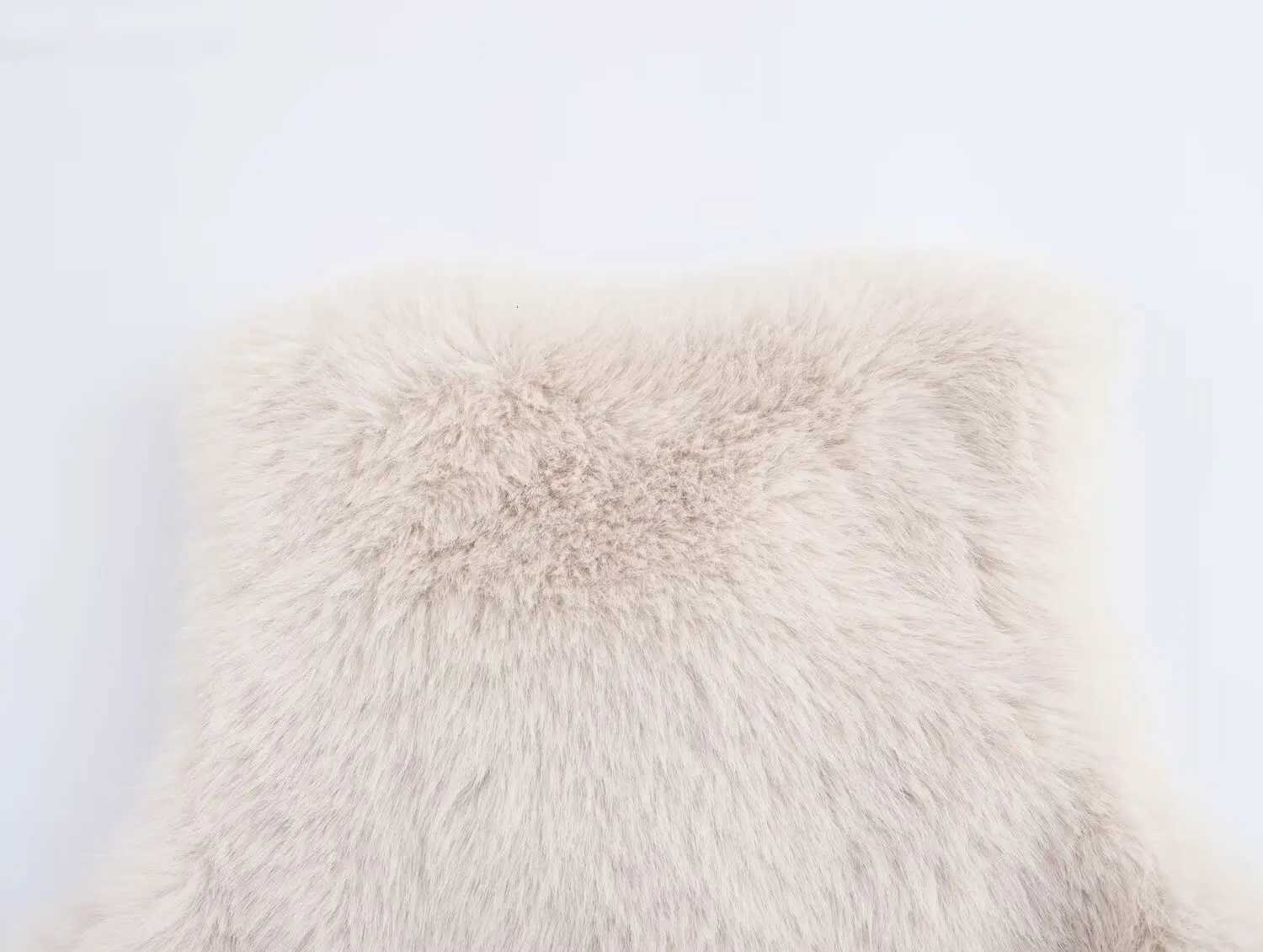 2025 New Womens Clothing European and American Style Fashion Sleeveless Round Neck Faux Fur Effect Short VestT251128