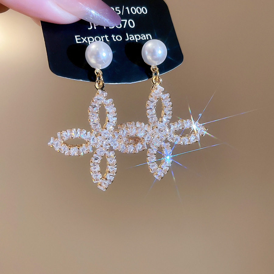 18K Real Gold Plated Silver Needle Zircon Pearl Petal Pendant Elegant Studs Light Luxury High-end Feel Earrings for Women - view 4
