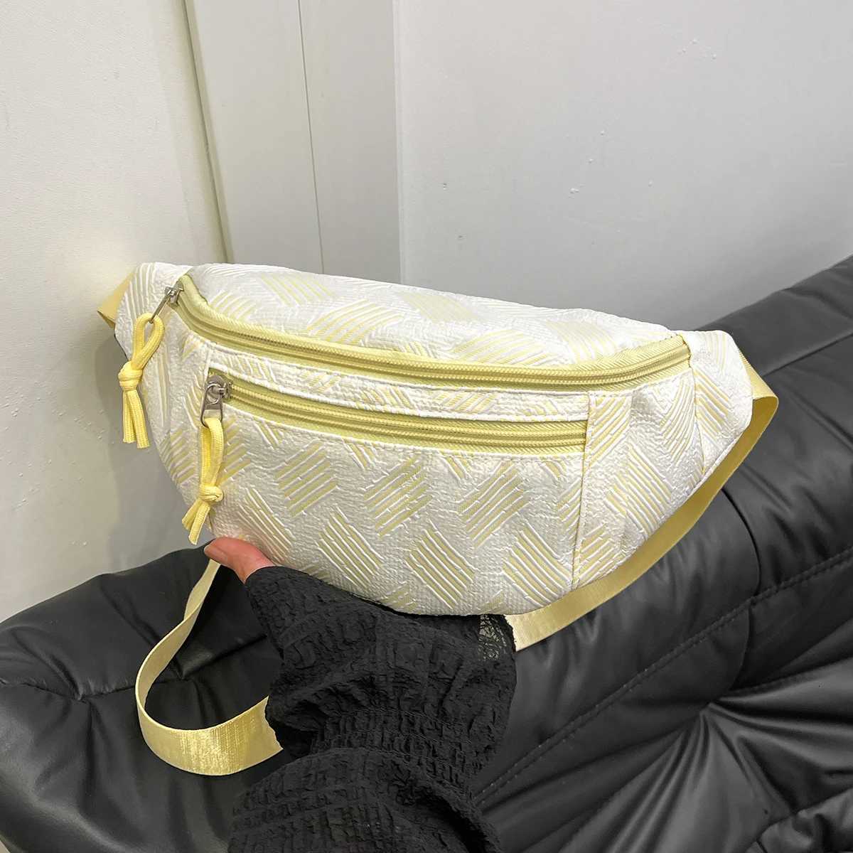 Womens waist bag simple niche cute girls chest bag casual and versatile waist bag design sense of design for female studentT251128