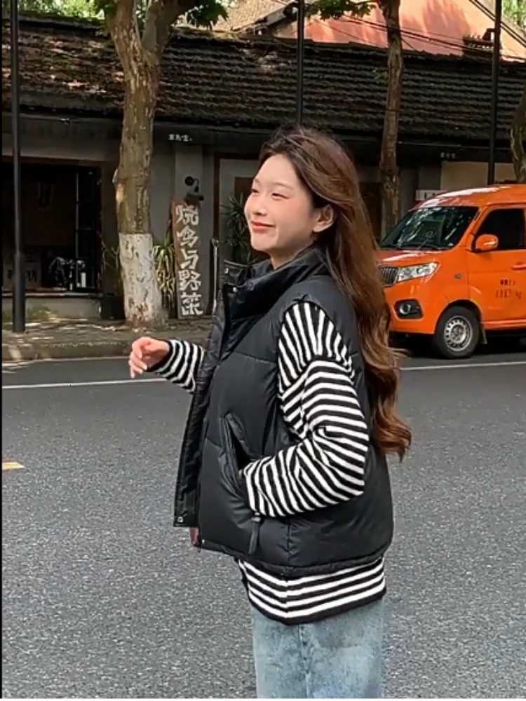 Winter Down Cotton Vest Jacket Womens Sleevele Stand Parkas Warm Short Vest Coat Female Waistcoat Overcoat Ladies TopsT251128