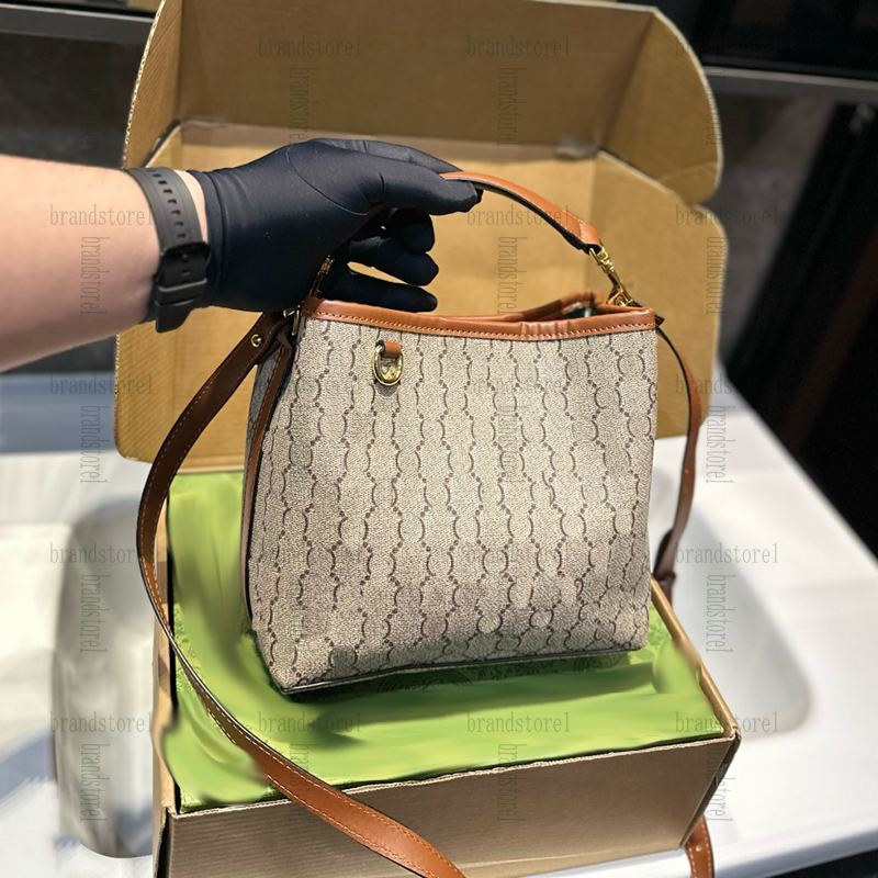 Free shipping designer Shoulder tote Bags For womans bag handbag Fashionable casual flap armpit bag women crossbody bag 18cm