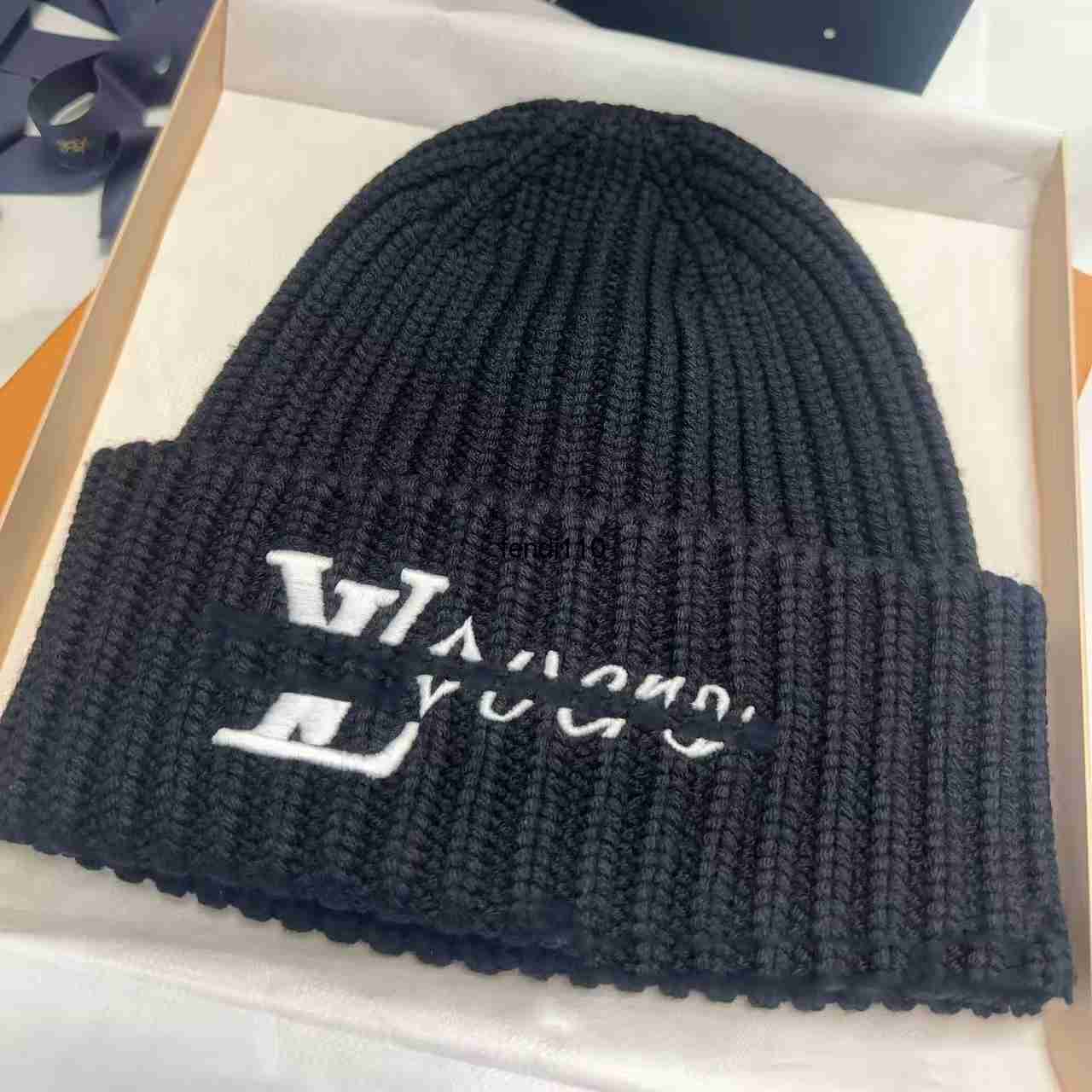 Beanie/Skull Caps Designer Bean Hat Women Woolen Hat Fisherman Hat Luxury Classic Fashion Winter Wool Warm Belt Box Gift VVX