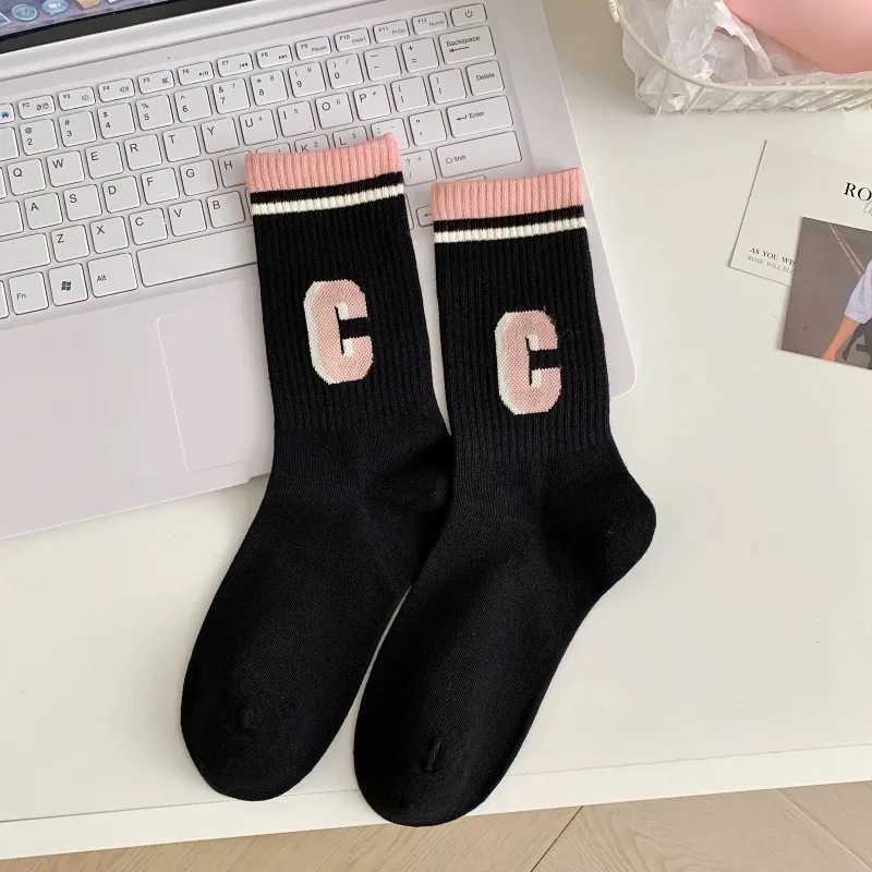 5 Pairs of Cozy Patchwork Crew Socks - Soft Breathable and Comfy Mid Tube Socks for Fall Winter - Hand Washable J251128