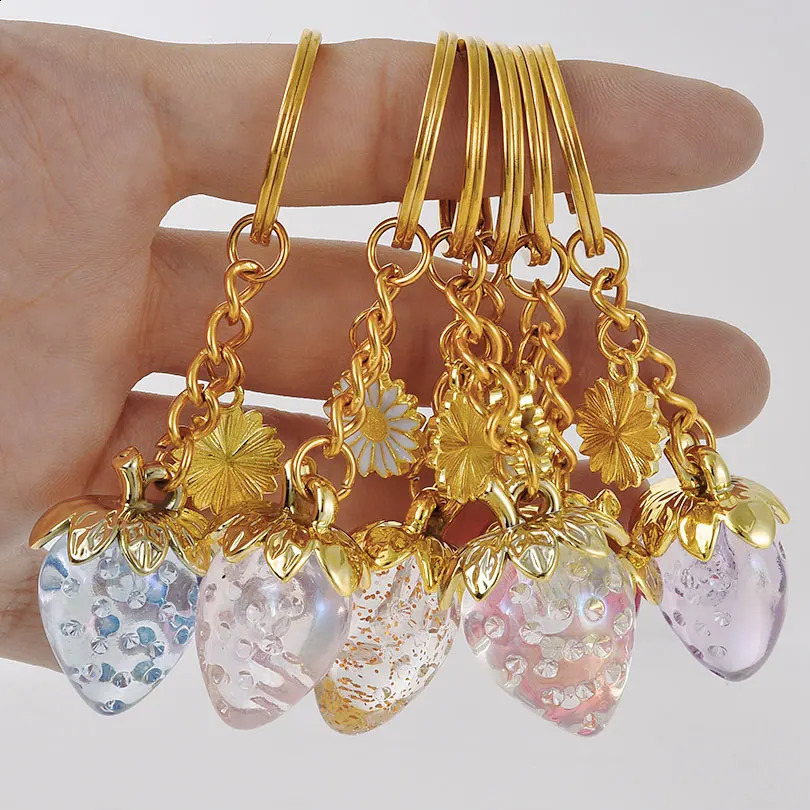1pc 3D Strawberry Keychain Keyring Stylish Pendant Keychains Flower Keyrings Ornament Backpack Pendants Gift For Fashion Jewelry 250428
