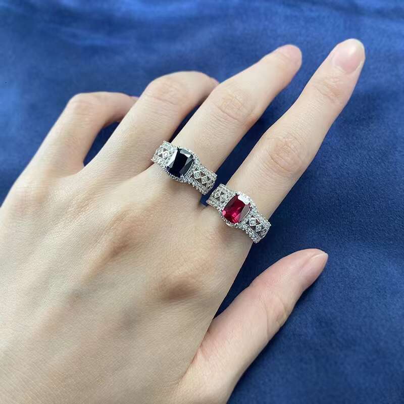 High Quality Luxury 925 Sterling Silver Womens Rings 6*8mm Pigeon Blood Ruby and Royal Sapphire Gemstone Moissanite Rings