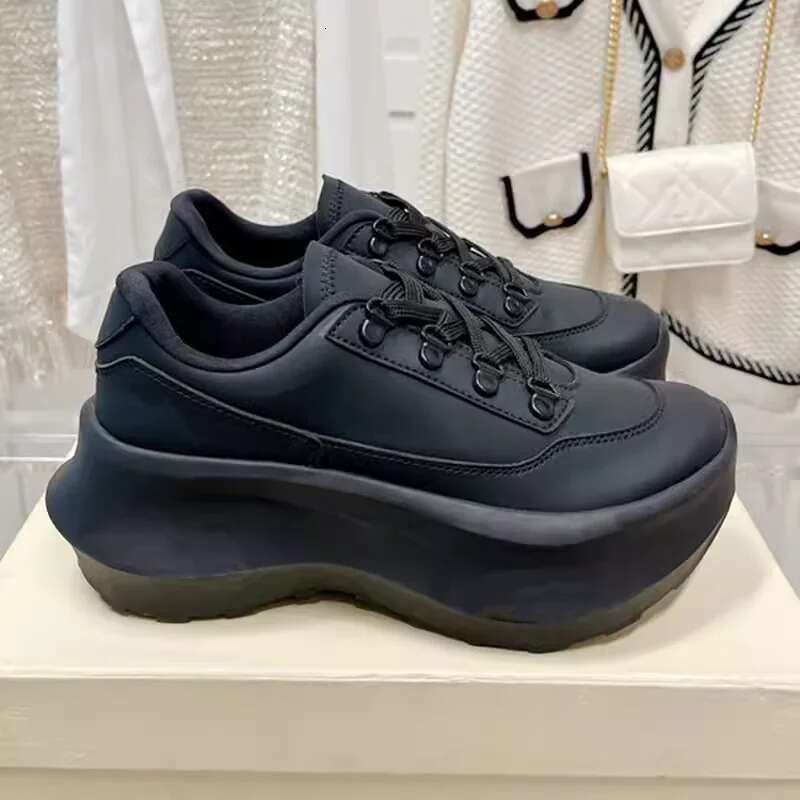Thick soled Women's 2025 Spring and Autumn New Leather Height Increase 7CM Casual Sports White Shoes