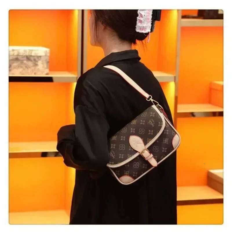 Brand Women's Handbag Designer Genuine Leather Fashionable Underarm Bag High-End Single Shoulder Crossbody Bl11