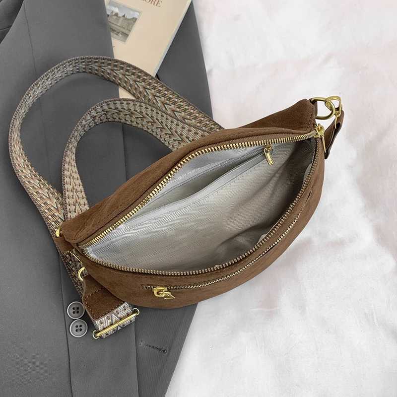 Woman Waist Bag 2025 Winter Faux Suede Chest Pack Street Trend Fanny Pack Simple Belt Bag Designer Female Shoulder Crossbody BagT251128
