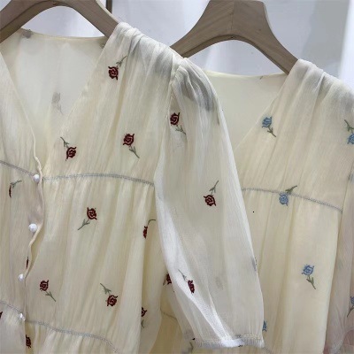 V-Neck Embroidered Chiffon Blouse for Women Mesh Top 2025 Summer New Floral Embroidery Fairy-like and Stylish Chiffon Blouse Y19042902