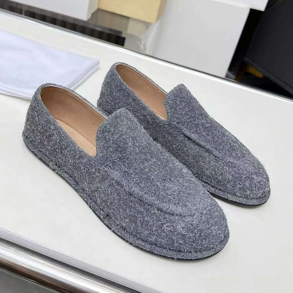 2025 soft soled loafers for women's spring and summer new style, one foot casual shoes, suede flat sole single shoe trend