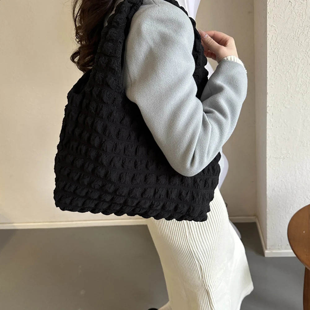 Fashion shoulder bag large Ruched womens lightweight fashion shopping dating hand-held handbag