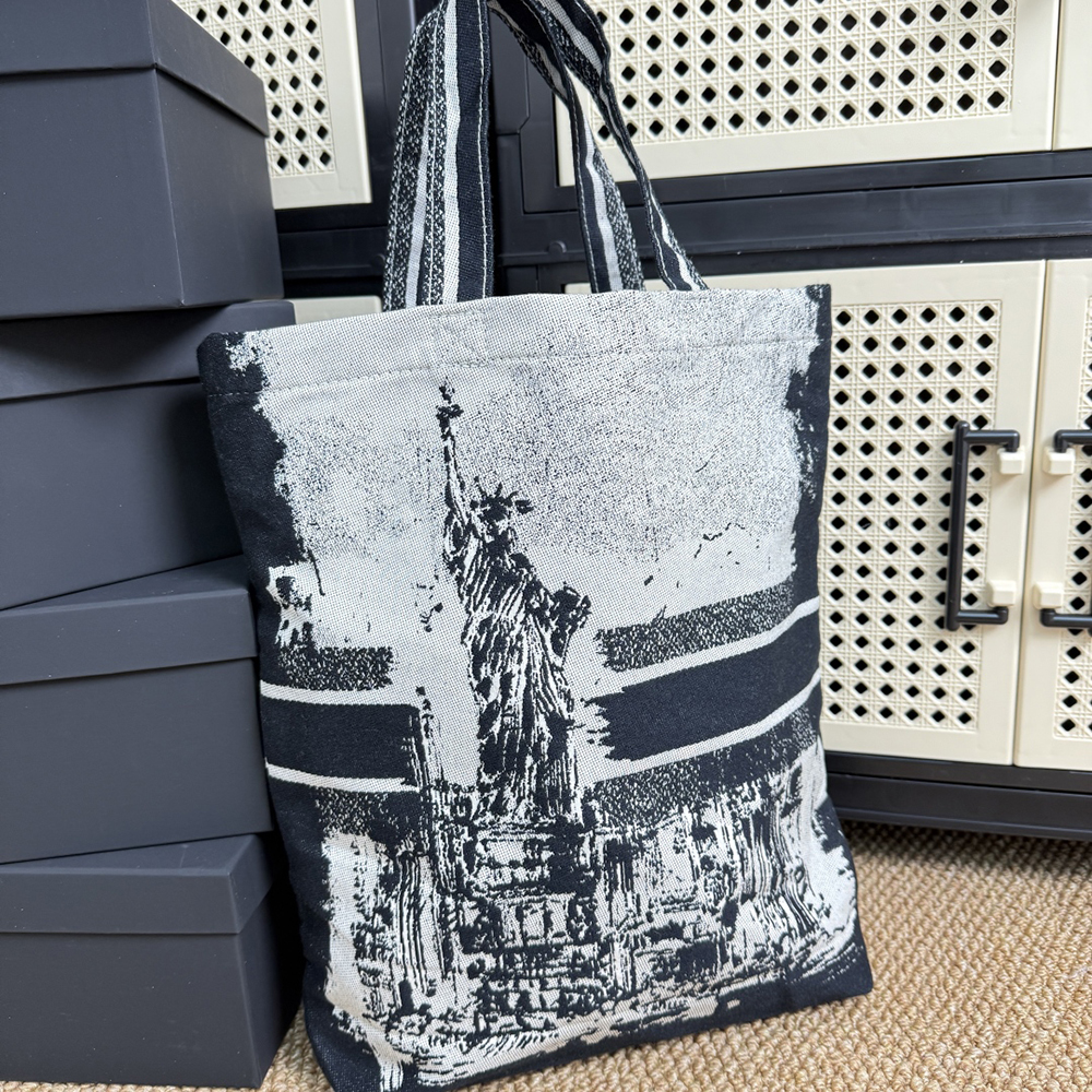 Designer storage bags tote canvas Shopping printed Letters Beach Bag Casual Handbag for Travelling Shopping Gym Bag