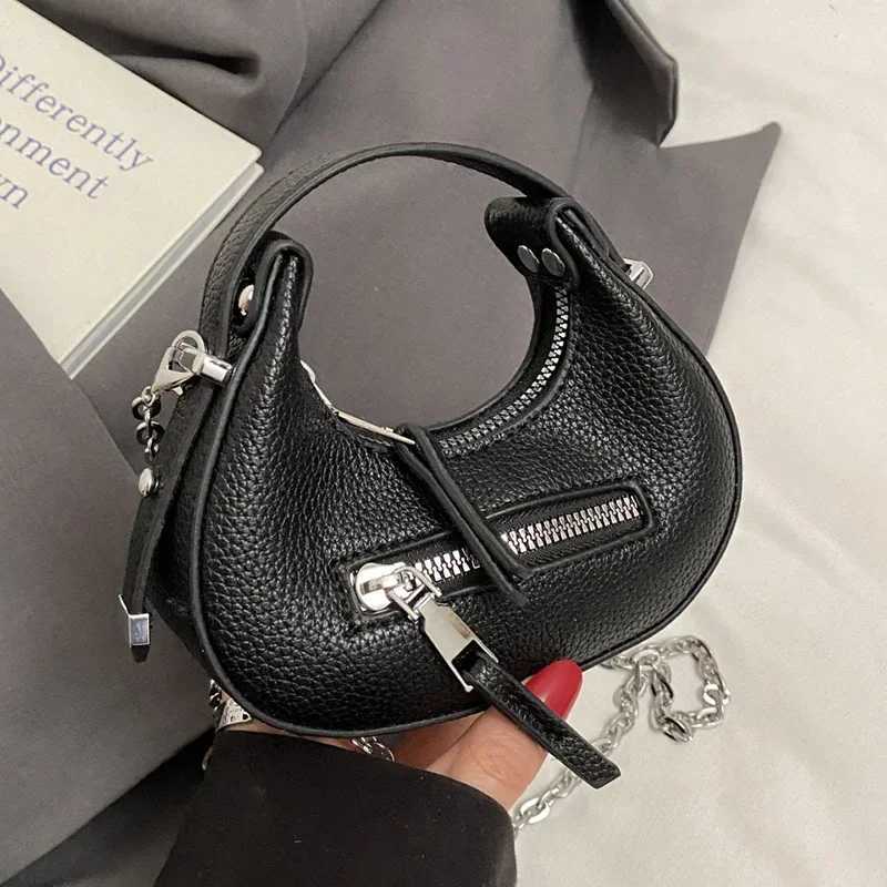 Designer Punk Style Versatile Ladies Mini Handbag Wen Persality Luxury Designer Crossbody Bags for Wen Streetwear Shoder Bag Y251127