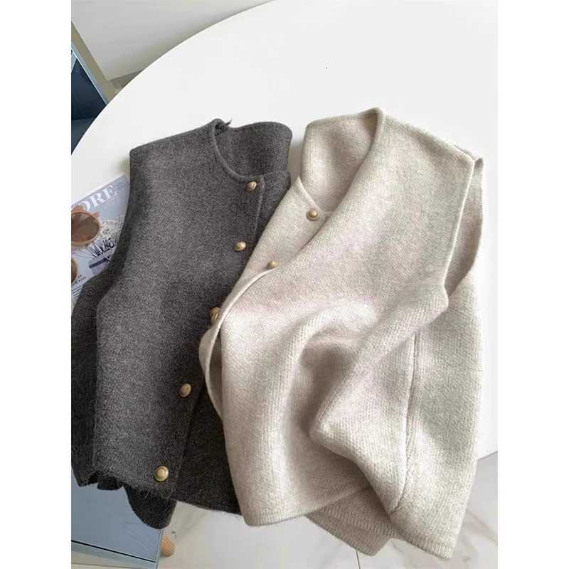 YIBASHU Autumn Women Cardigan Korean Elegant Knitted Sleeveless Female Casual Sweater Tanks Fashion Slim Ladies Casual TopsT251128