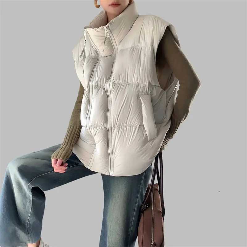 Explosions Down Cotton-Padded Vest Coat Womens Parkas Autumn Winter 2025 New Sleeveless Jacket Ladies Short Waistcoat OuterwearT251128