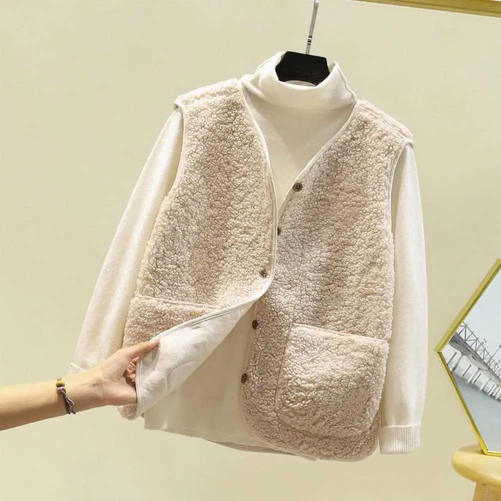 Vests New Spring Autumn Women Button Waistcoat Lamb Hair Winter Thermal Warm Thick Fleece Vests Sleeveless Jacket Ladies CoatsT251128