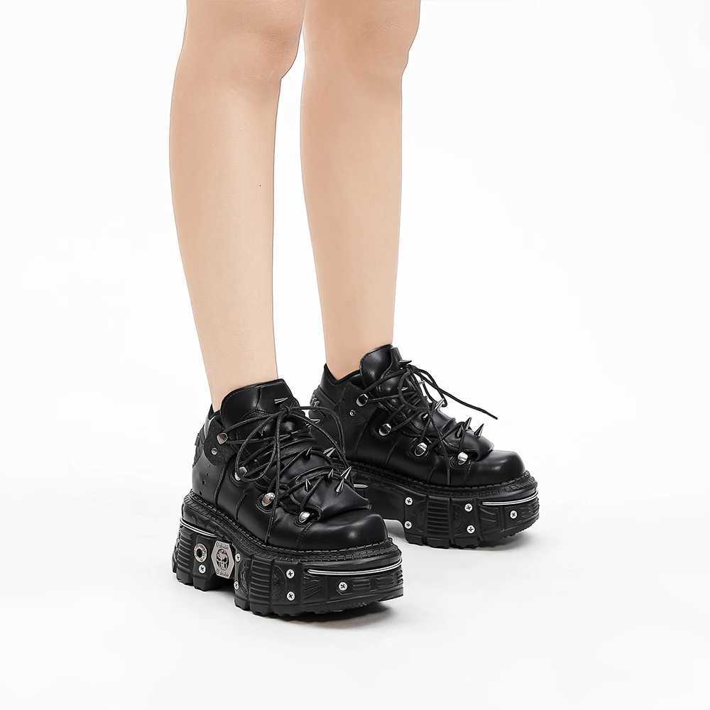 New Punk Style Women Shoes Lace-up Heel Height 6CM Platform Shoes Woman Gothic Ankle Rock Boots Metal Decor Woman Sneakers W251128