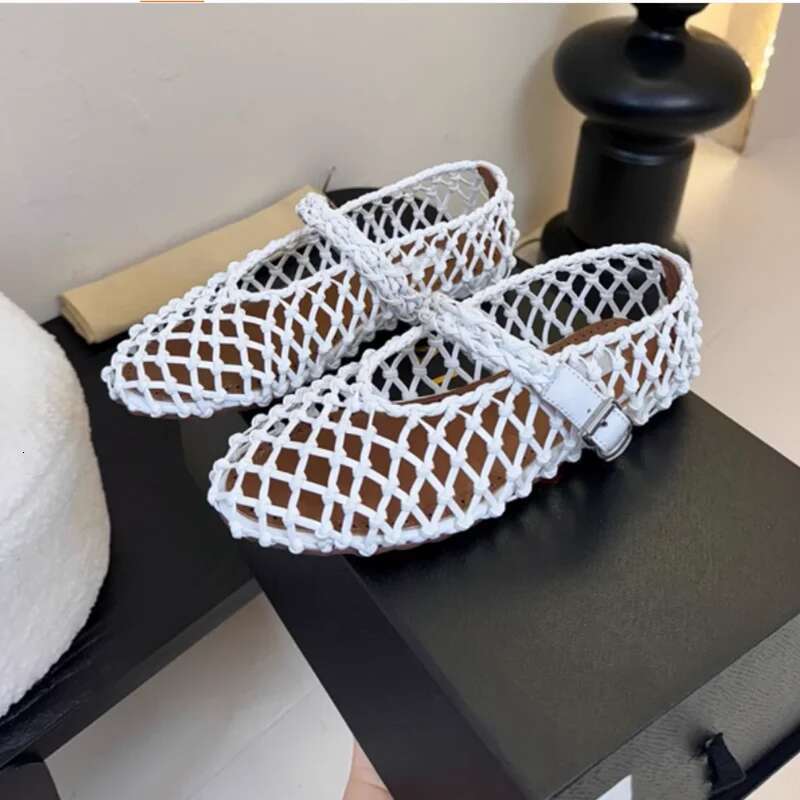 2025 New Retro Classic Woven Hemp Rope Hole Hollow Flat Sandals Ballet Mary Mesh Precious Single Shoes